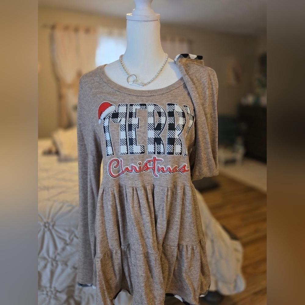 Merry Christmas Graphic Top